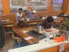 -哈尔滨小酒馆·鲜肉现穿自助烧烤(康新花园店)