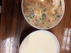 -云南大锅豆浆店