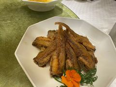 -上海小南国(仲盛世界商城店)