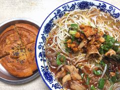 -平安桥张氏肥肠粉