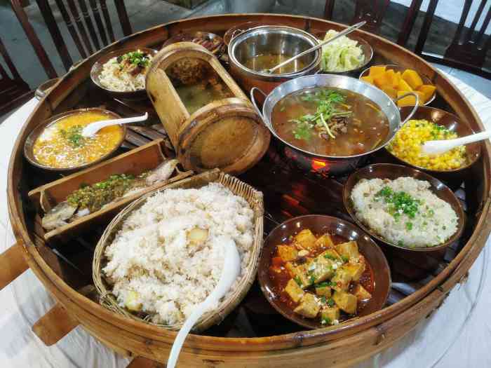 武隆人家(仙女天街店)-"为了丰富重庆之旅的旅游项目,旅行社安排了.