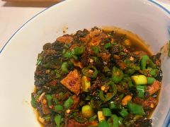 盐菜炒扣肉-老湘亲·品鉴湘菜(湖里店)