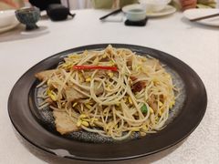 -龙悦湾酒家·八阵鱼生·渔人码头店