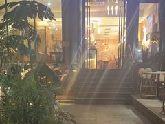 -樾餐厅泰式海鲜火锅(民歌湖店)