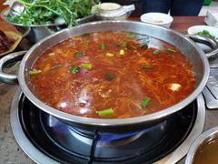-黄利砖万峰林布依特色酸笋牛肉馆