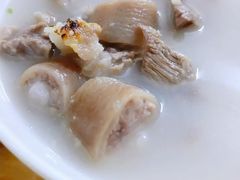 猪尾巴+腮边肉-阿凸芋圆(上帝街店)