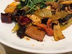 -拿渡·水煮鱼麻辣香锅(王府井奥莱·香江小镇店)