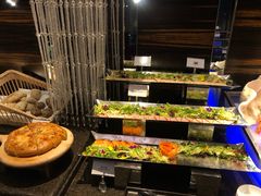 自助取餐区-广州花园酒店·凌璇阁旋转餐厅CAROUSEL360