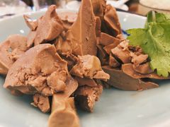 -侬佳蒸菜馆(听潮店)