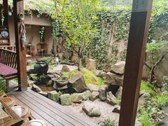 -厚山庭院重庆老火锅