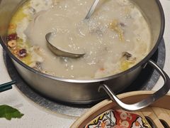 -煲王粤菜餐厅(中侨中心店)