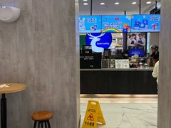 -瑞幸咖啡(宜昌国贸购物中心店)