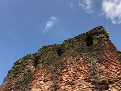 -波隆纳鲁沃古城皇家宫殿