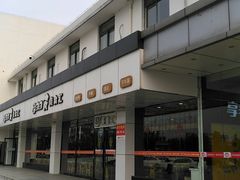 -四方湖服务区·停车场