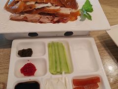 -小放牛炒菜馆(军校店)