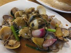 -大树下海鲜饭店