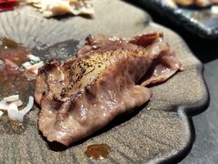 -铭牛烧肉·和牛海鲜自助(高新月牙湖店)