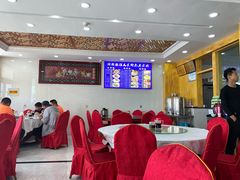 大堂-撒拉人家.酸菜牦牛肉火锅