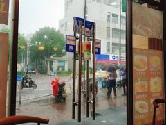 门面-渝湘厨(古美店)