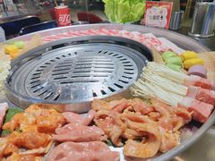 -哈哈碳都·牛肋条无限自助烤肉(宝龙店)