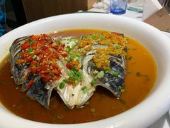 双椒蒸鱼头-稻品香小锅饭豆腐馆(北三路店)