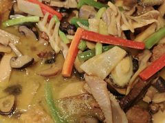 -有红鸡毛店·川菜(建设路店)