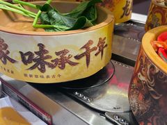 -龍歌自助小火锅(市南金茂湾店)