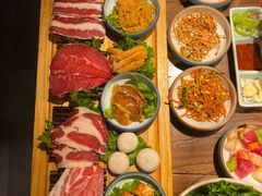 -明洞阿姨·韩式酱蟹烤肉·创意料理(三元桥店)