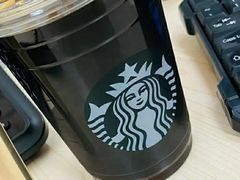 -星巴克(上海虹桥新天地二店)