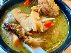 -蘑统田下·野生菌火锅