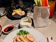 -穹六人间 people 6(岳阳路店)