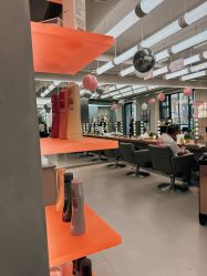 -Z.X HAIR SALON张新美业