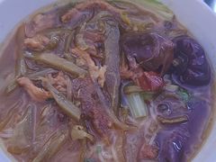 酸菜肉丝米线-越洋肖氏老米线(杨家坪店)