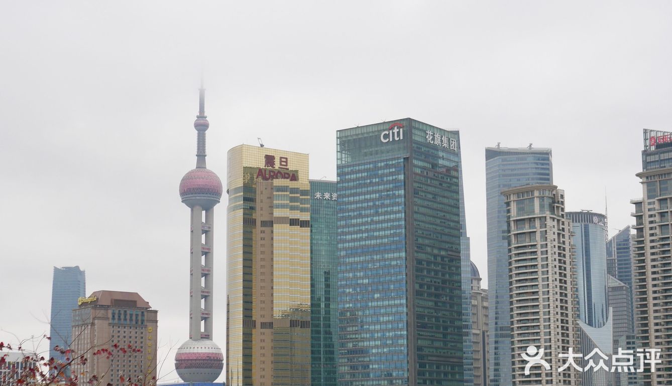 外滩热门榜第一，270°江景粤菜馆