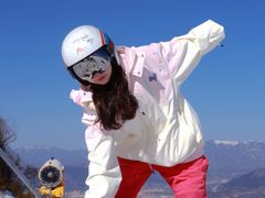 -鳌山滑雪度假区