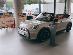 -上海宝诚中环BMW·MINI4S店