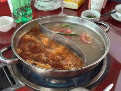 -老石黑山羊毛驴肉火锅(金凯广场店)