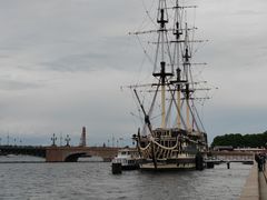 -阿芙乐尔号巡洋舰