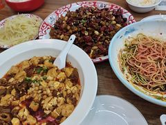 -王婆婆老妈蹄花川菜馆·非物质文化遗产(太古里一店)
