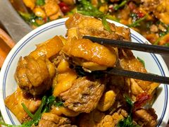 -九道菜有鸡鱼头(石鼓路店)