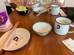 -炉小二铜锅牛蛙•川湘菜(三里屯店)