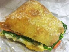 烟熏三文鱼鸡蛋沙拉三明治-Wagas沃歌斯(合生汇店)