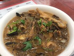 小鸡炖蘑菇-吉味馆(柠溪店)