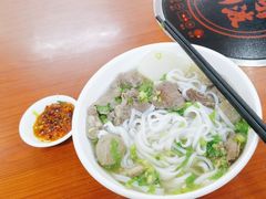 -阿波潮汕牛肉火锅·汤粉面(拱北店)
