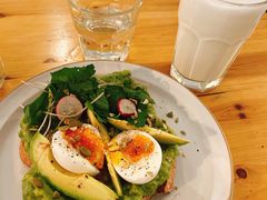 牛油果吐司-Egg•Allday Brunch(襄阳北路店)