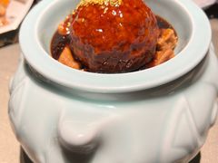 厨娘蛋黄狮子头-小厨娘绣中淮扬(大行宫科巷店)
