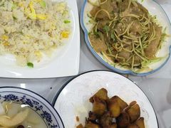 -一口猪海鲜浑锅·东北家常菜