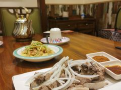 -清真·玛丽亚新疆菜主题餐厅(浙江中路店)