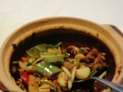 -八府香鸭·啫啫煲(华山路店)