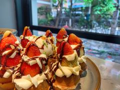 草莓忌廉华夫饼-BE BRIGHT KITCHEN(正佳广场店)